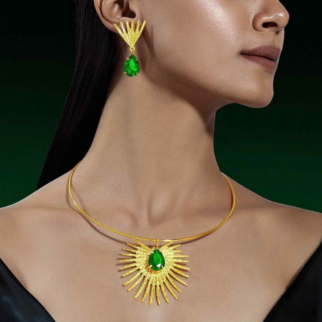 Set of Necklace and Earring (Pack of 1)